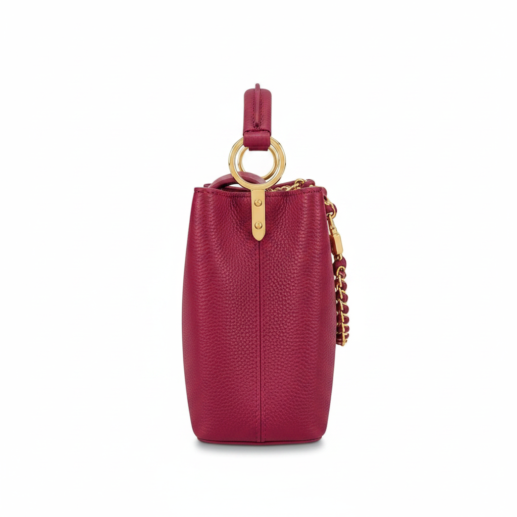 Louis Vuitton Capucines MM Bordeaux - Side with chain