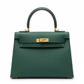Hermès Kelly 28 Vert Malachite - Studio Front View